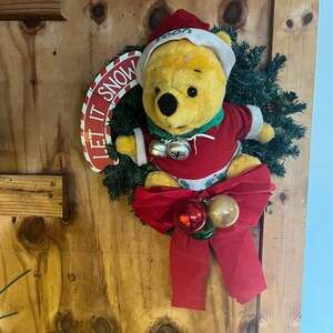 Vintage Telco Motionette Winnie the Pooh Animated Christmas Figure, 1997